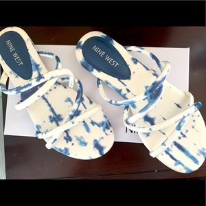 Nine West sandals flats NEW blue tie dye strap shoes women 6.5 summer